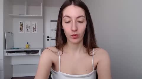 Emma  online show from January 18, 2026, 10:08 am