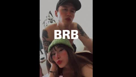 Snapshot of sweethoney22_ chatting on December 5, 2025, 11:52 am Sabrina y Eliot online show from December 5, 2025, 11:52 am