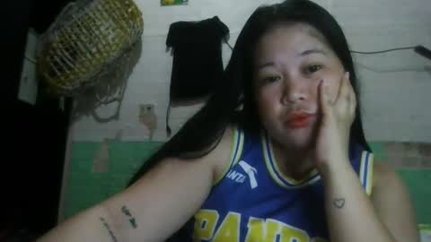 Snapshot of sweethot_asian chatting on November 19, 2025, 6:02 am sweethot_asian online show from November 19, 2025, 6:02 am