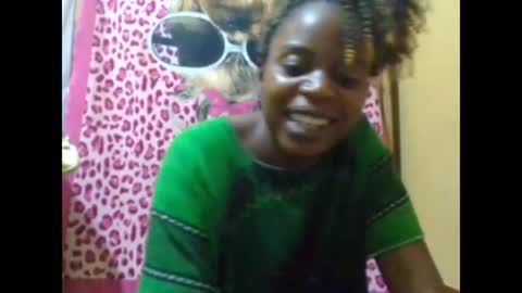 Snapshot of sweetib1 chatting on February 8, 2025, 6:22 pm sweetib1 online show from February 8, 2025, 6:22 pm