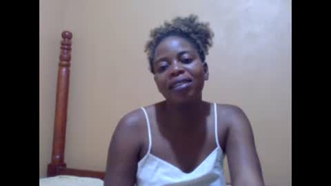 Snapshot of sweetib1 chatting on February 24, 2025, 5:00 am sweetib1 online show from February 24, 2025, 5:00 am