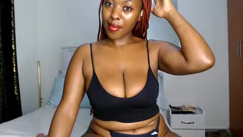 Snapshot of sweetice_01 chatting on June 24, 2026, 3:27 am euny online show from June 24, 2026, 3:27 am