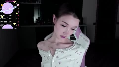 Snapshot of sweetiebones chatting on February 22, 2025, 2:06 am bratty gf online show from February 22, 2025, 2:06 am