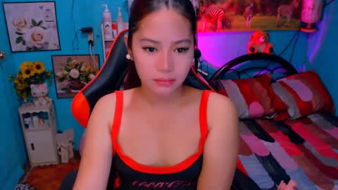 Snapshot of sweetienicole chatting on December 2, 2024, 1:03 am Nicole online show from December 2, 2024, 1:03 am