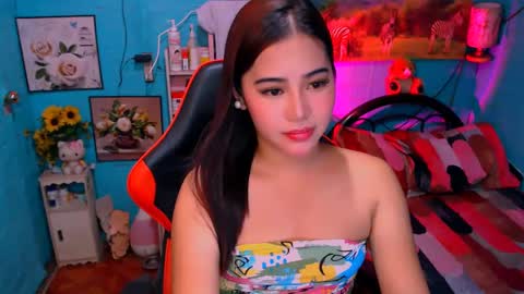 Snapshot of sweetienicole chatting on December 12, 2024, 5:04 pm Nicole online show from December 12, 2024, 5:04 pm