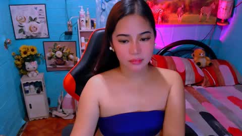 Snapshot of sweetienicole chatting on January 28, 2025, 4:39 am Nicole online show from January 28, 2025, 4:39 am