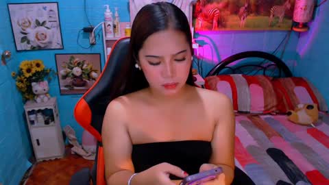 Snapshot of sweetienicole chatting on February 2, 2025, 10:02 am Nicole online show from February 2, 2025, 10:02 am