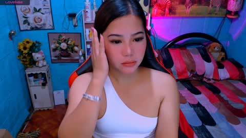 Snapshot of sweetienicole chatting on February 25, 2025, 4:00 pm Nicole online show from February 25, 2025, 4:00 pm