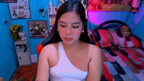 Snapshot of sweetienicole chatting on February 25, 2025, 7:03 pm Nicole online show from February 25, 2025, 7:03 pm