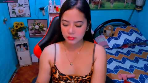 Snapshot of sweetienicole chatting on March 7, 2025, 6:00 pm Nicole online show from March 7, 2025, 6:00 pm