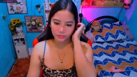 Snapshot of sweetienicole chatting on March 12, 2025, 8:52 pm Nicole online show from March 12, 2025, 8:52 pm