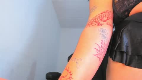 Isabella online show from December 17, 2024, 6:35 am