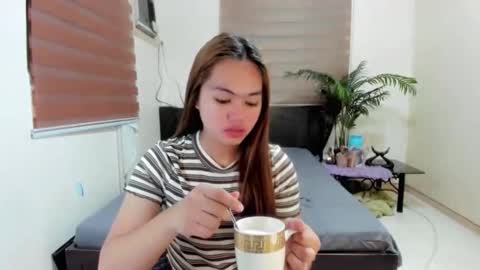 SWEET KEYA online show from February 21, 2026, 10:38 am