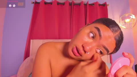 Snapshot of sweetkimmie_ chatting on June 4, 2026, 1:39 pm Isabel online show from June 4, 2026, 1:39 pm