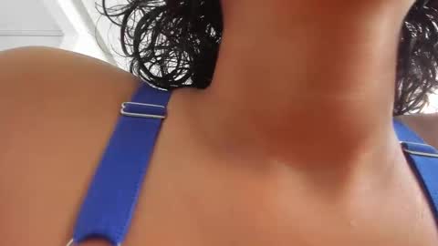 Azulandvioleta online show from February 12, 2026, 2:01 pm