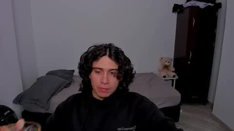 Snapshot of sweetlian_04 chatting on February 22, 2026, 7:34 pm Lian online show from February 22, 2026, 7:34 pm