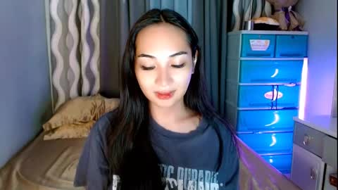 Lilly online show from June 3, 2026, 5:32 am