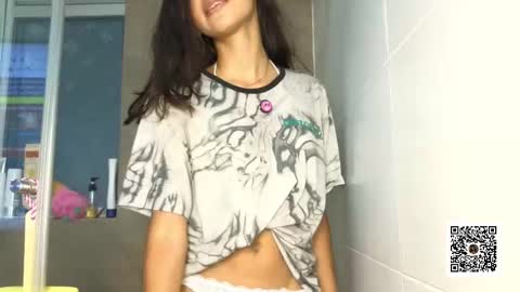 Venus online show from September 11, 2025, 9:37 pm