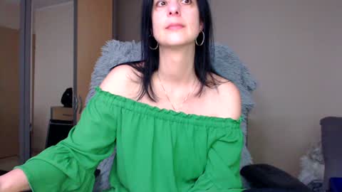 JenJenny online show from January 30, 2025, 9:15 am