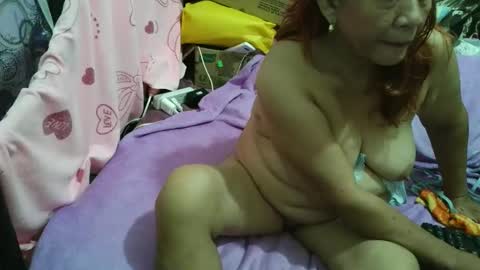 sweetmature_69 online show from April 3, 2026, 2:31 am