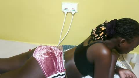 Maya online show from March 25, 2026, 7:25 am