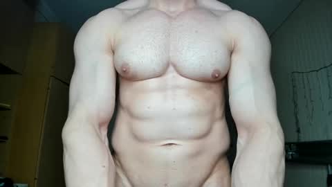 Snapshot of sweetmuscles_boy chatting on December 30, 2024, 9:37 am Lorenzo online show from December 30, 2024, 9:37 am