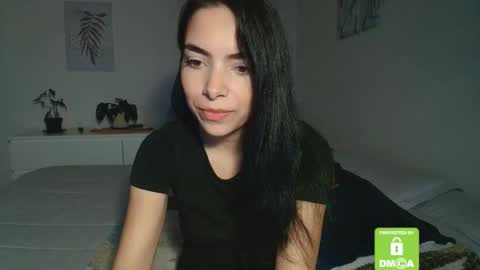 Sweet Mysterious online show from November 25, 2025, 10:48 am