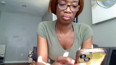 sweetness_cool online show from October 1, 2025, 3:29 pm