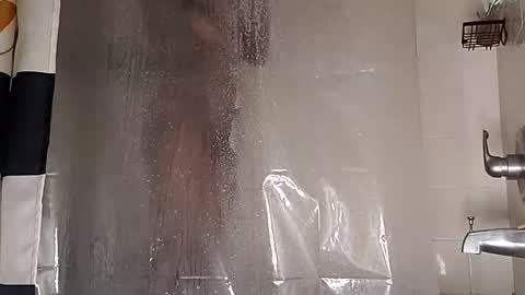 sweetnlow21 online show from November 3, 2025, 4:19 pm