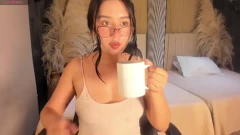 Sweet Nova online show from June 11, 2026, 12:43 am