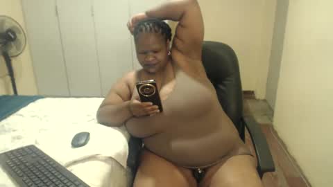Snapshot of sweetnoziexxx chatting on December 4, 2024, 6:06 pm sweetnoziexxx online show from December 4, 2024, 6:06 pm