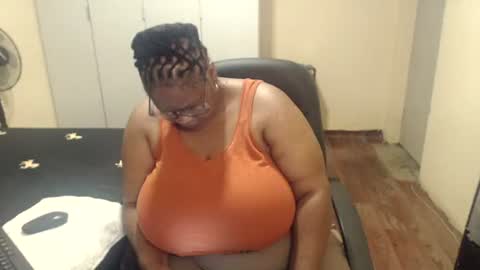 Snapshot of sweetnoziexxx chatting on March 4, 2025, 8:46 am sweetnoziexxx online show from March 4, 2025, 8:46 am