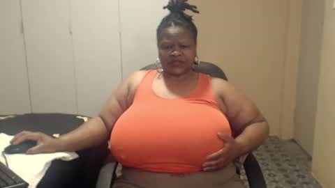 sweetnoziexxx online show from November 2, 2025, 12:46 am