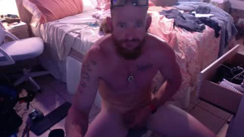 WeAim2PZzz online show from February 3, 2025, 6:07 pm