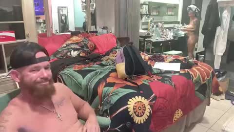 WeAim2PZzz online show from April 18, 2026, 6:50 am