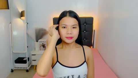 Snapshot of sweetnwildts chatting on July 13, 2026, 4:43 pm Ghena online show from July 13, 2026, 4:43 pm