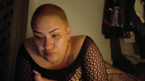 sweetp3ach29 online show from January 13, 2025, 5:44 am