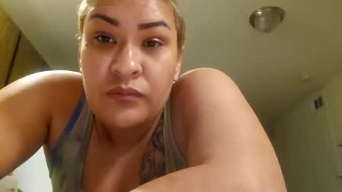 sweetp3ach29 online show from February 22, 2025, 1:22 am