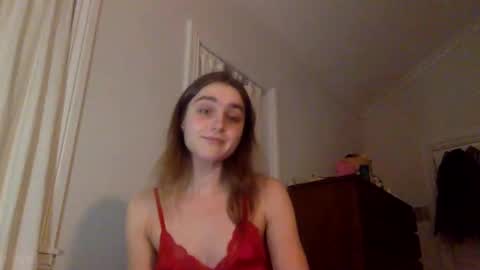 sweetpeach232323 online show from January 11, 2025, 3:02 am