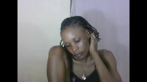 ESTHER online show from October 7, 2025, 1:47 am