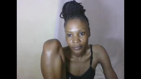 ESTHER online show from October 17, 2025, 7:38 pm