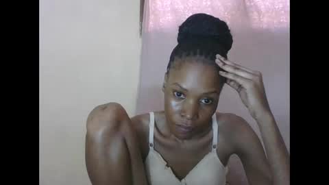 ESTHER online show from May 16, 2026, 12:15 pm