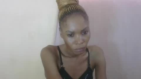 ESTHER online show from July 9, 2026, 7:01 am
