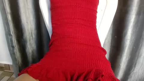 slim ivy online show from December 2, 2025, 4:29 am