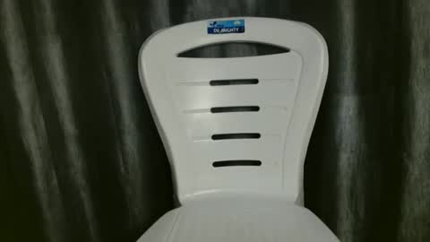 slim ivy online show from December 21, 2025, 4:08 am