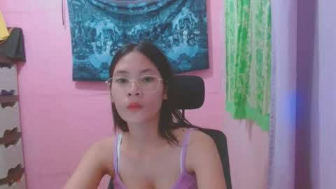 Mia online show from June 23, 2026, 6:00 am