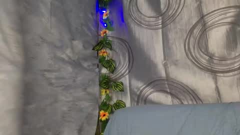 spicy online show from December 5, 2025, 3:09 pm