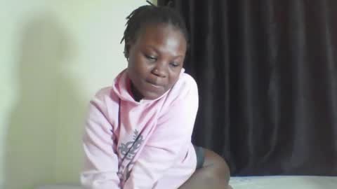 sweetsprincess8 online show from October 4, 2025, 4:21 am