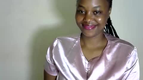 sweetsprincess8 online show from November 14, 2025, 9:13 pm