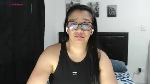 Stormi online show from April 18, 2026, 9:02 am